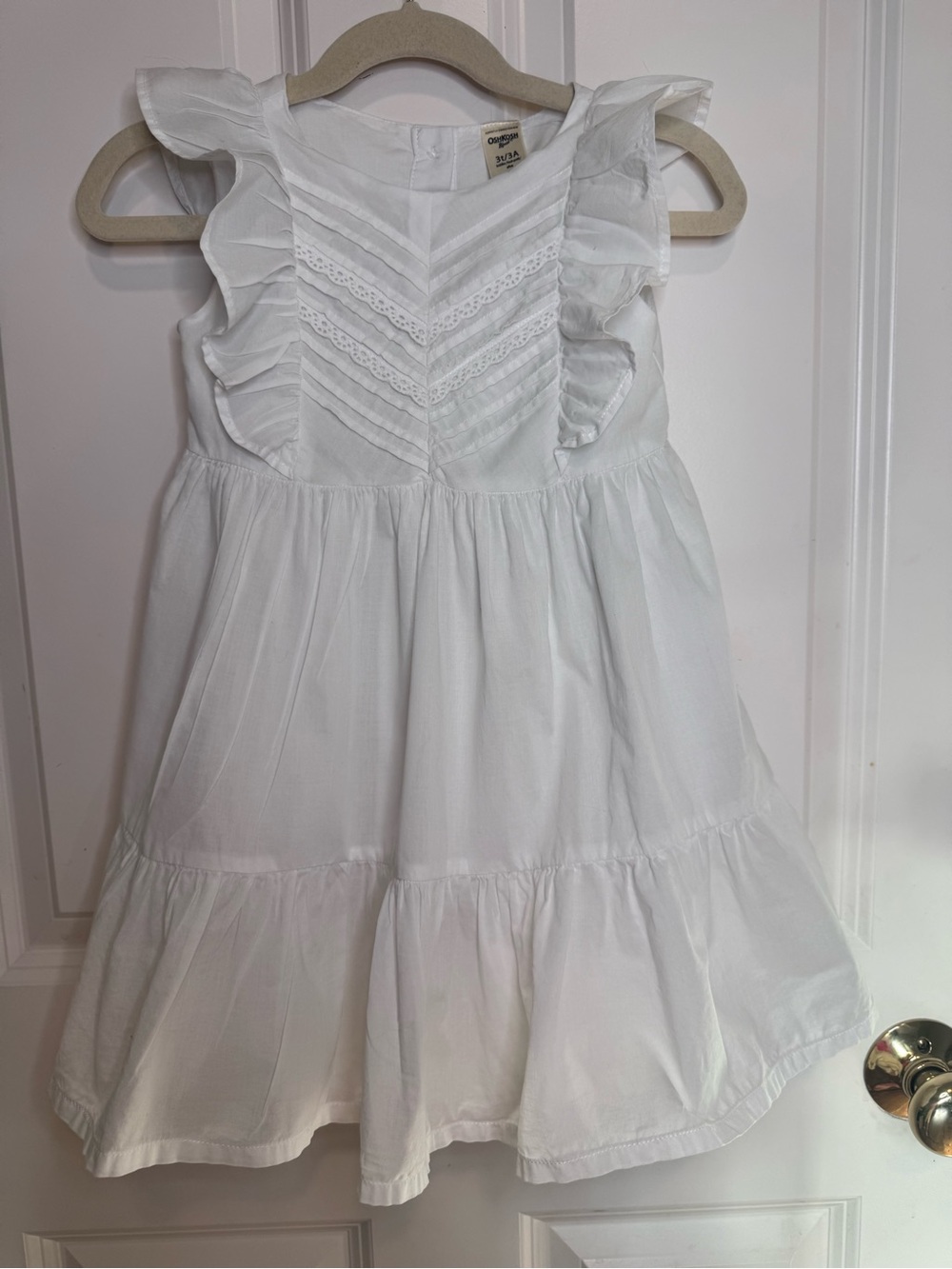 OshKosh B'gosh White Ruffle Lace Yoke Dress 3T 100% cotton